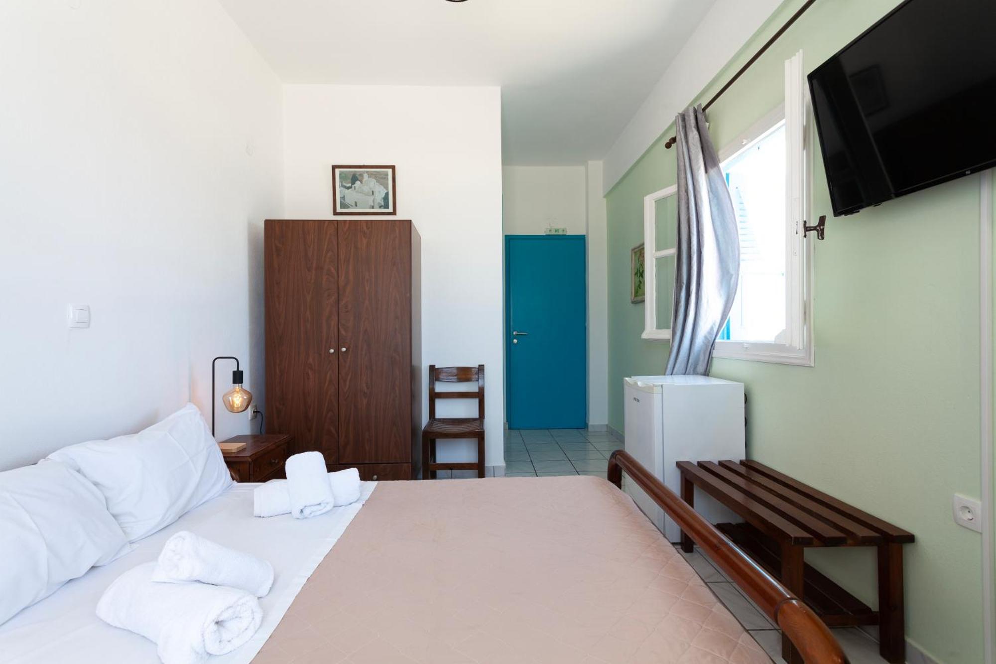 Stella Rooms Vlychada Oda fotoğraf