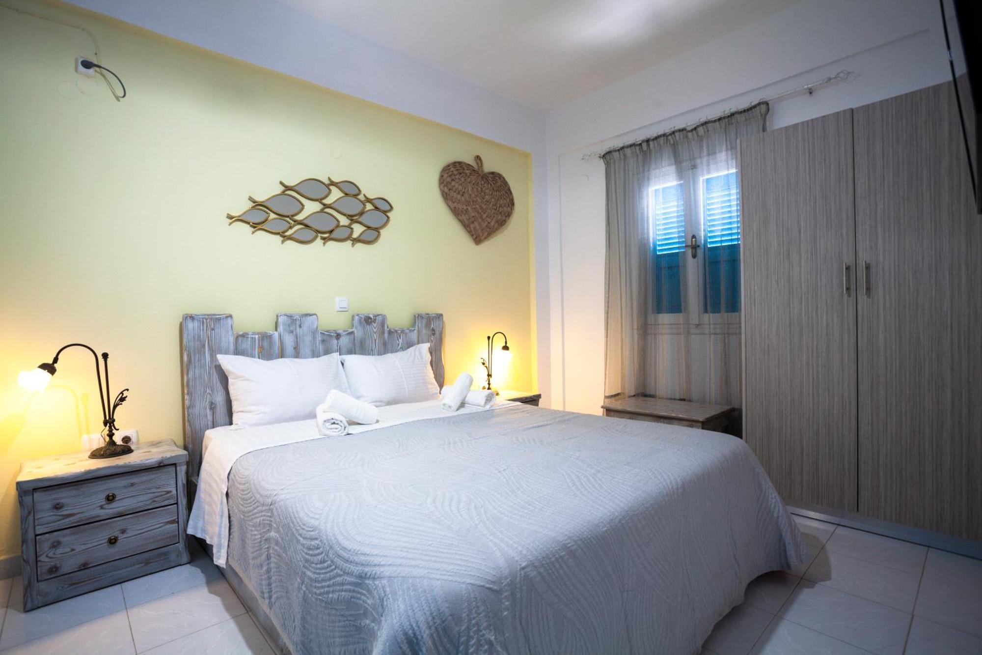 Stella Rooms Vlychada Oda fotoğraf